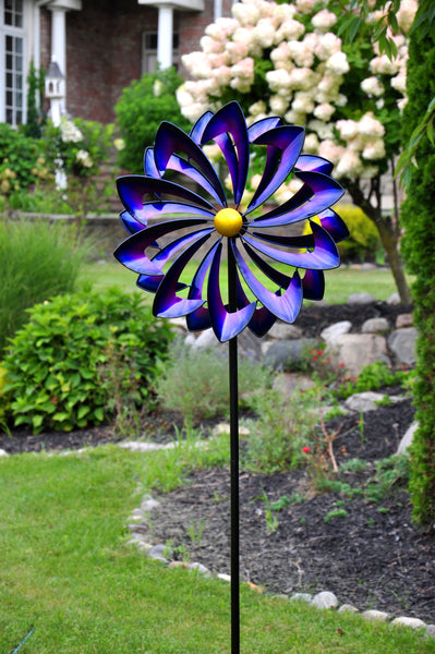 Royal Festival Wind Spinner – Robin's Nest