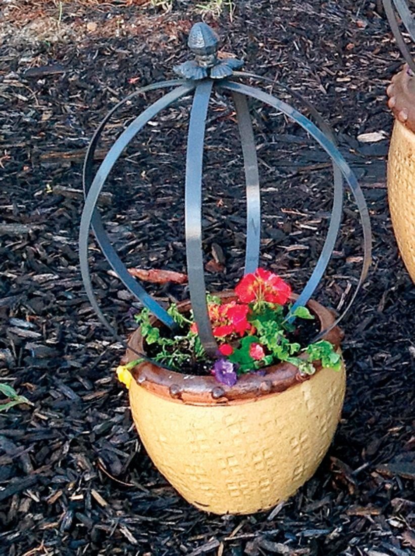 Sphere Trellis - Small